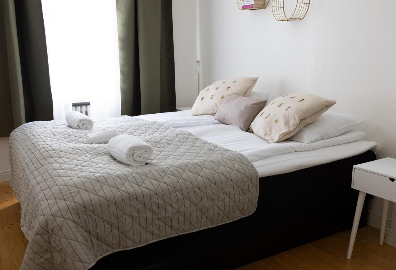 2Ndhomes City Center 2Br Apartment By The Finnish National Theatre With Balcony And Park View Helsinky Exteriér fotografie